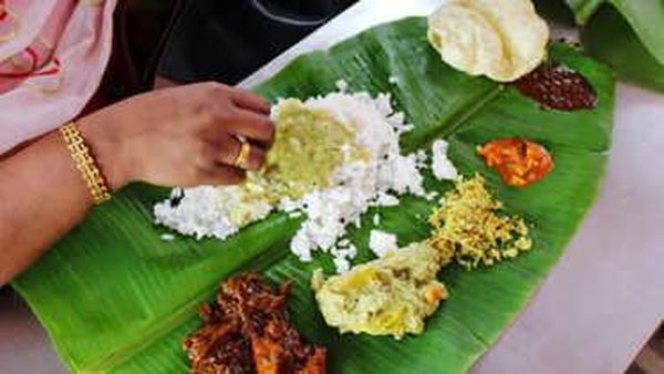 8 Etiket Makan Unik di Berbagai Negara dari Aturan Kopi hingga Beri Tip