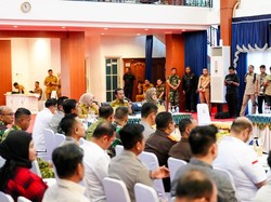 Gubernur Sulsel Usul Tambahan Kuota BBM 30% Atasi Antrean di SPBU