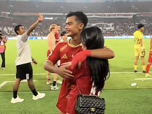 Gaya Inka Andestha Dukung Arhan di SUGBK, Pamer Kemesraan Usai Persija Menang