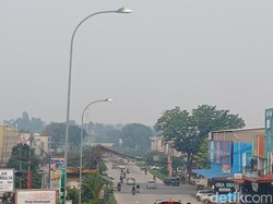 Kabut Asap Kepung Batam, Jarak Pandang di Bandara Cuma 3,5 Km
