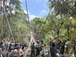 KSAD Cek Jembatan Pongpet Pangandaran, Janji Segera Diperbaiki