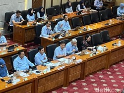 Menkes Bakal Evaluasi Akreditasi RS, Soroti Nakes Tak Dibayar