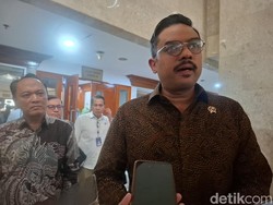 TikTok Shop Tahan Saldo-Blokir Akun Seller, Menteri UMKM Buka Suara
