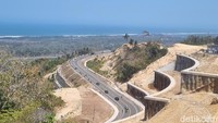 Melihat Cantiknya Panorama Laut JJLS Kelok 23 yang Diuji Coba Hari Ini
