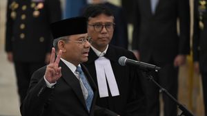 Momen Suahasil Nazara Dilantik sebagai Menteri Keuangan Gantikan Purbaya