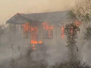 Rumah di Palangka Raya Hangus Terbakar, Api Merembet dari Kebakaran Lahan