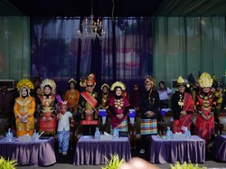 Meriahnya Pawai Budaya Hari Jadi ke-667 Kota Probolinggo