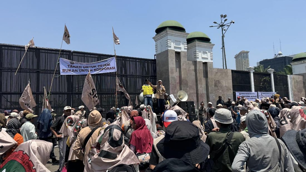 Massa Petani Demo di Depan DPR, pacu RUU Reforma Agraria Segera Disahkan