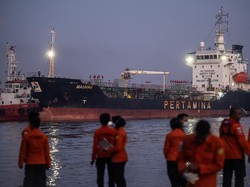 Pertamina Serahkan 16 Korban Kapal Virgo ke Basarnas