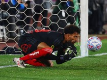 Duh, Vozinha Kebobolan Gol Konyol di Klub Baru