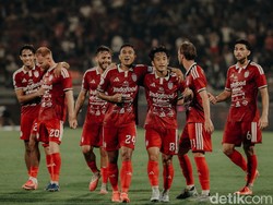 Bali United di Puncak Klasemen, Johnny Jansen Ingatkan Jangan Terlena