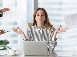 5 Zodiak yang Menerapkan Hidup Mindfulness, Tak Mudah Stres