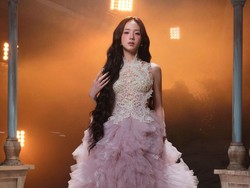 Bukan Gaun Biasa, Jisoo BLACKPINK Pakai Atasan Terbuat dari 3D Printing Pen