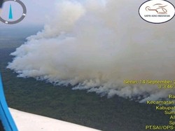 4 Helikopter WB Dikerahkan Padamkan 7 Lokasi Karhutla-Puluhan Hektare Terbakar