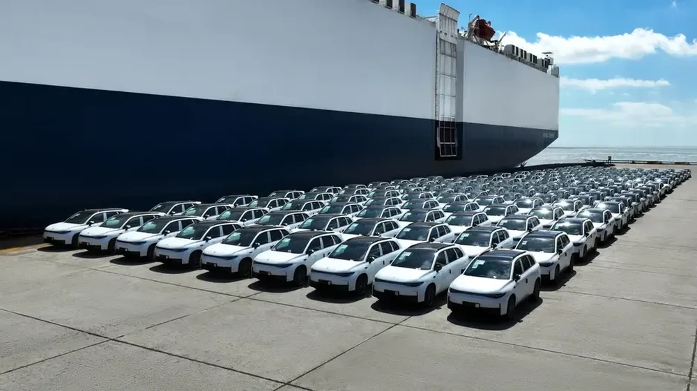 Kapal Tolak Mobil Listrik Ternyata Ini