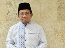 Ketika Al-Qur`an Dibaca dengan Isyarat