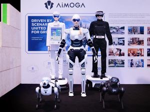Robot Manusia Buatan Chery Unjuk Gigi di Eropa: Jadi Perawat-Petugas Keamanan