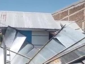 6 Rumah di Bacukiki Parepare Rusak Diterjang Angin Kencang