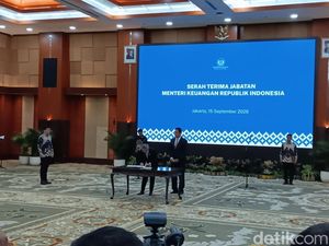 Sah! Purbaya Serahkan Jabatan Menkeu ke Suahasil