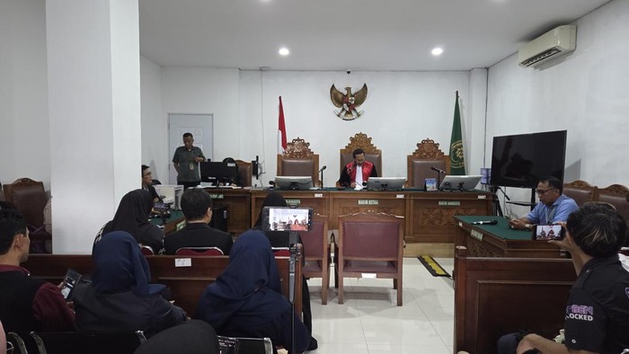 Gugatan Praperadilan Kelima Dikabulkan Sebagian, Roy Suryo Dapat Ganti Rugi Imateriil Rp5 Juta dari Kemenkeu