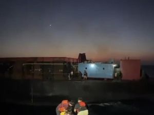 8 ABK Tugboat yang Tenggelam di Bawean Sudah Ditemukan