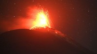 Gunung Ile Lewotolok Meletus 270 Kali dalam 24 Jam, Status Waspada