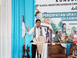 Wamendagri Wiyagus Dorong Percepatan Pembentukan Desa Siaga TB di Kebumen