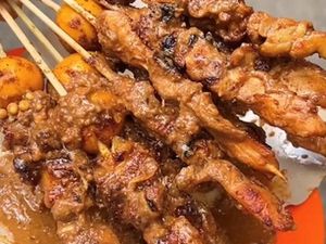 Kuliner Legendaris di Tegal hingga Makanan Tertua di Pasar Mayestik