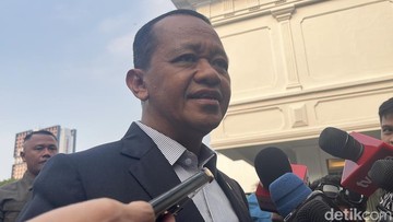 Bahlil Ungkap 2 Biang Kerok Antrean Panjang Isi BBM di Makassar