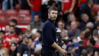 Belum Memutih dan Rontok Rambutmu, Carrick?