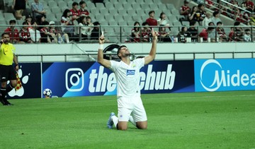 Kata Julio Cesar Setelah Ditandu Keluar di Seoul: Saya Baik-baik Saja