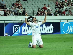 Kondisi Terkini Bek Persib Bandung Julio Cesar