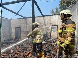 Ditinggal Jualan, Rumah Bakul Angkringan di Kartasura Ludes Terbakar