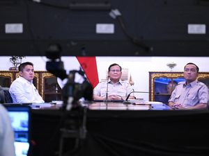 Prabowo Minta Kapolri All Out Tindak Tegas Korporasi Pelaku Karhutla