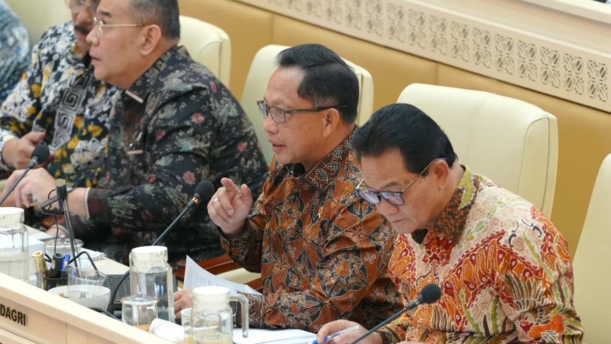 Capaian Kinerja Kemendagri Dipaparkan Mendagri di Depan Komisi II
