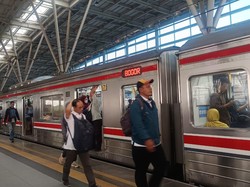 KRL Priok Dipakai di Red Line, Anker Harap KRL INKA Cepat Beroperasi Lagi