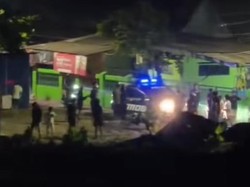 Pemuda Tawuran Pakai Busur-Batu di Asrama Bara-baraya Makassar