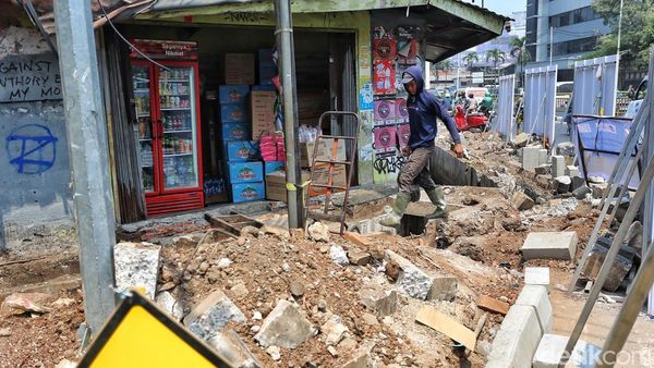 Trotoar Palmerah-Slipi Direvitalisasi Sepanjang 1 Kilometer
