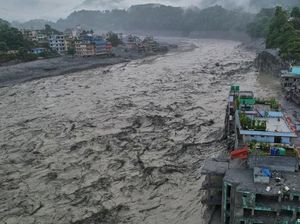 Bagaimana Perubahan Iklim Perparah Longsoran Gunung di Nepal