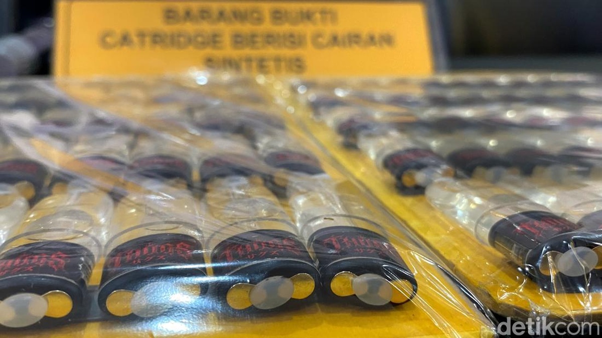 Sindikat Lab Liquid Vape Ganja di Bandung Digulung, Ojol Jadi Tersangka