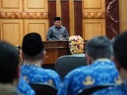 Bupati Sidoarjo Minta Sekolah Evaluasi ODL yang Bebani Wali Murid