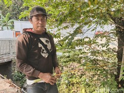 Berkawan Kail Pancingan Sambil Menanti Dagangan Berputar