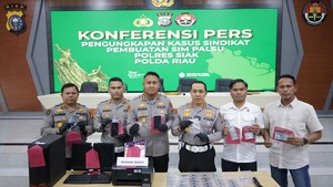 Terungkap Sindikat SIM Palsu di Riau Tarifnya Jutaan