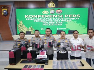 Terungkap Sindikat SIM Palsu di Riau Tarifnya Jutaan