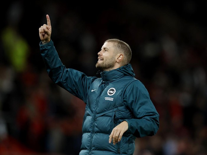 Soccer Football - Carabao Cup - Third Round - Manchester United v Brighton & Hove Albion - Old Trafford, Manchester, Britain - September 16, 2026 Brighton and Hove Albion manager Fabian Hurzeler celebrates after the match Action Images via Reuters/Jason Cairnduff EDITORIAL USE ONLY. NO USE WITH UNAUTHORIZED AUDIO, VIDEO, DATA, FIXTURE LISTS, CLUB/LEAGUE LOGOS OR 'LIVE' SERVICES. ONLINE IN-MATCH USE LIMITED TO 120 IMAGES, NO VIDEO EMULATION. NO USE IN BETTING, GAMES OR SINGLE CLUB/LEAGUE/PLAYER PUBLICATIONS. PLEASE CONTACT YOUR ACCOUNT REPRESENTATIVE FOR FURTHER DETAILS..