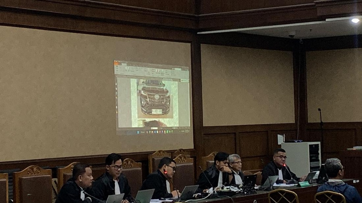 Aliran Dana Haji Khusus: Eks Pejabat Kemenag Beli Rumah dan Fortuner
