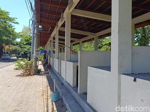 Kios Ikan Desa Pesinggahan Klungkung Ditinggal Pedagang Imbas Paceklik Nelayan