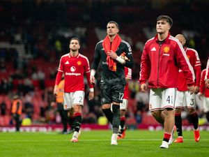 Gary Neville Yakin MU Bakal Bangkit Lawan Fulham