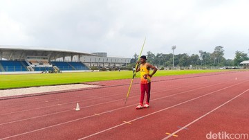 Melihat dari Dekat Latihan Para Atlet Atletik di Mimika Sport Complex