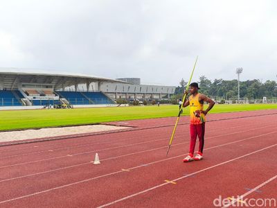 Melihat dari Dekat Latihan Para Atlet Atletik di Mimika Sport Complex